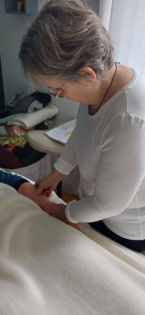 Séance de réflexologie des mains